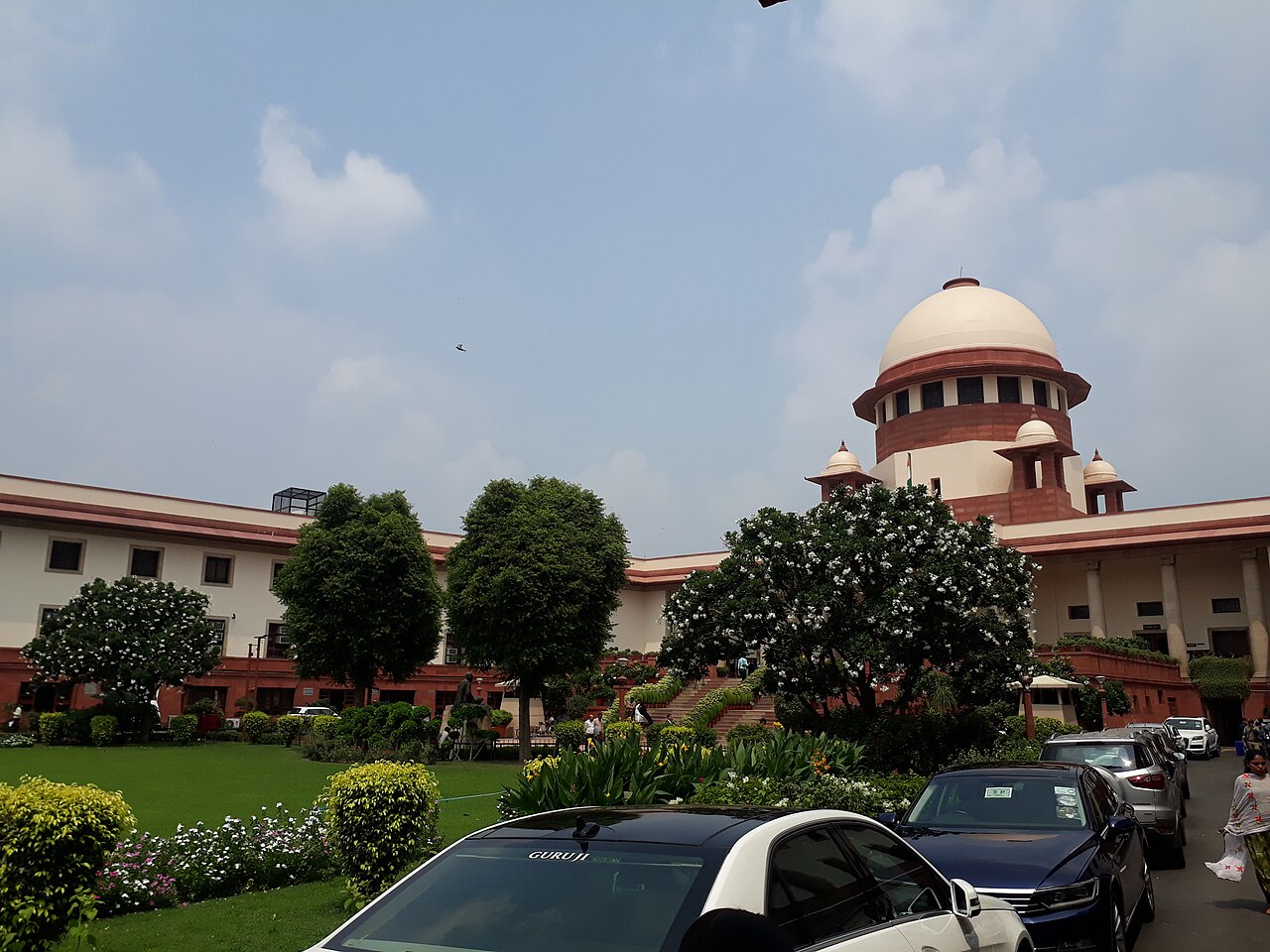 ಭಾರತದ ಸುಪ್ರೀಂ ಕೋರ್ಟ್ ಕಟ್ಟಡದ ಸಂಗ್ರಹ ಚಿತ್ರ