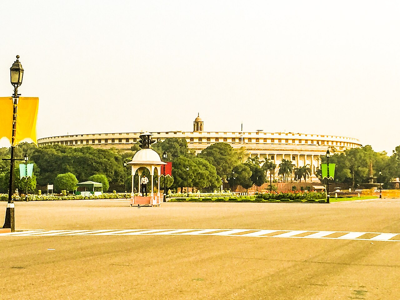ಸಂಸತ್ ಭವನದ ಸಾಂದರ್ಭಿಕ ಚಿತ್ರ